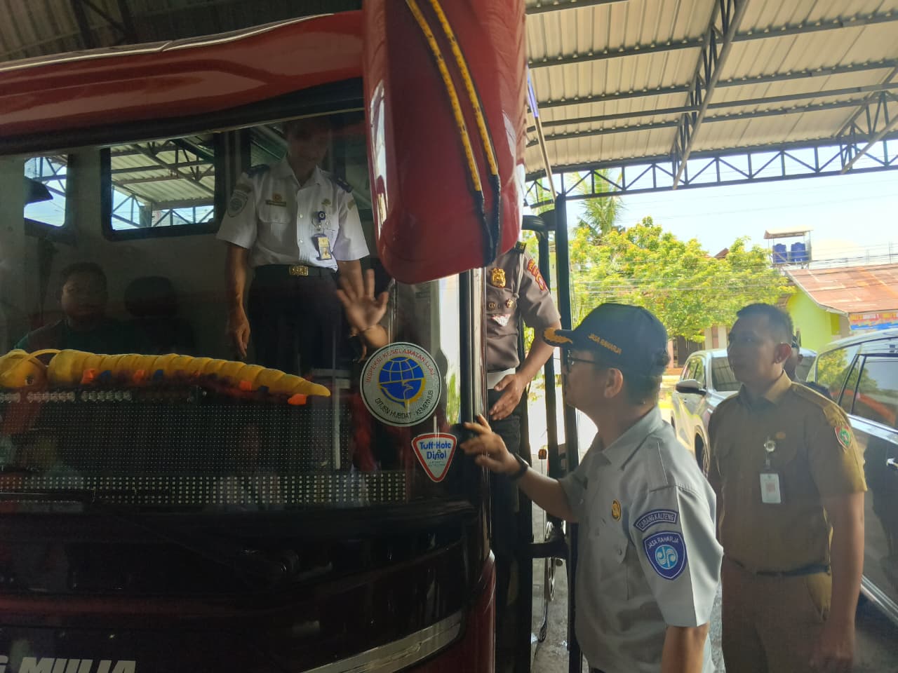 Dishub Kalteng Laksanakan Rampcheck Bus di Palangka Raya, 10 Armada Dilarang Beroperasi