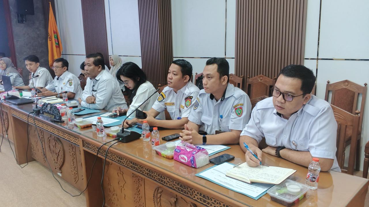 Rapat Kerja Evaluasi Capaian 2025 bersama Komisi IV DPRD Kalteng