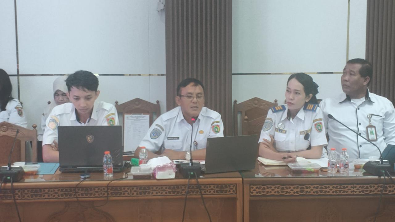 Rapat Kerja Evaluasi Capaian 2025 bersama Komisi IV DPRD Kalteng