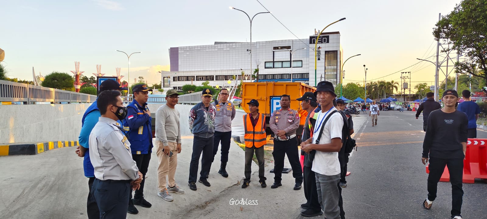 Monitoring Evaluasi Perparkiran dan Pengaturan Lalu Lintas Huma Betang Night